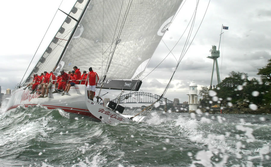 SOL09_01 : SOLAS Big Boat Challenge 2009 : SAILING: Writing Illustration and Photography by Crosbie Lorimer