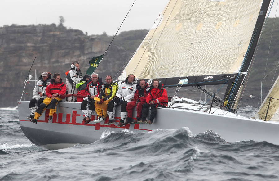 RSH09_05 : Rolex Sydney Hobart 2009 : SAILING: Writing Illustration and Photography by Crosbie Lorimer