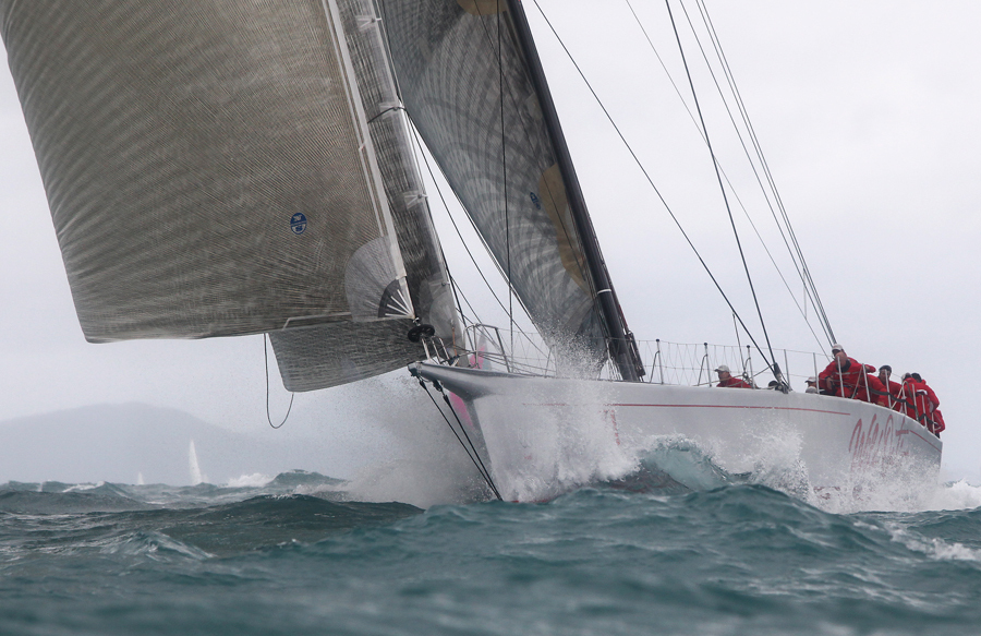 AH 10_19 : Audi Hamilton Island RW 2010 : SAILING: Writing Illustration and Photography by Crosbie Lorimer