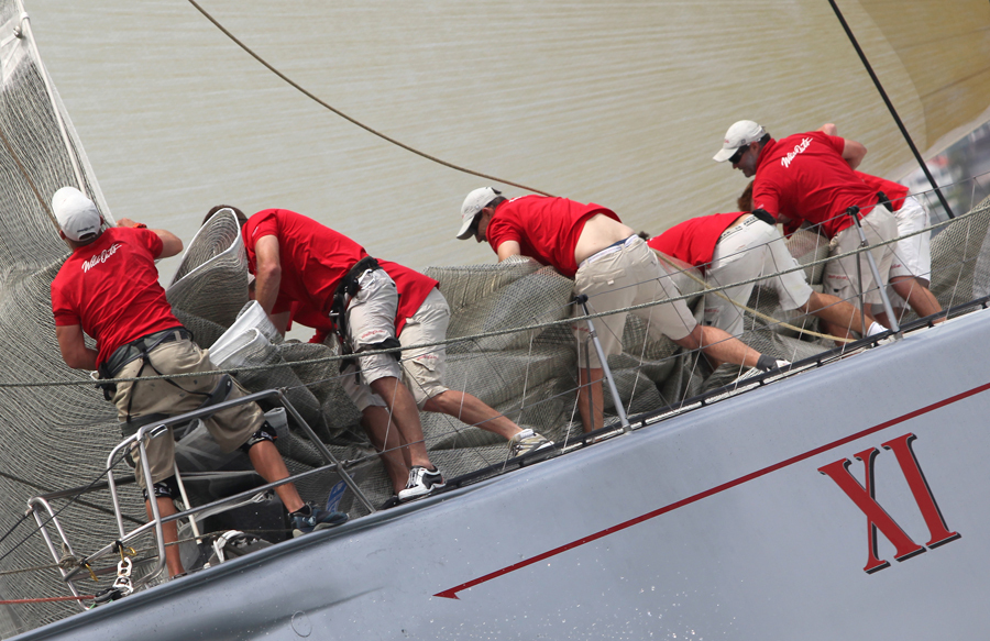 SOL 10 - 02 : SOLAS Big Boat Challenge 2010 : SAILING: Writing Illustration and Photography by Crosbie Lorimer