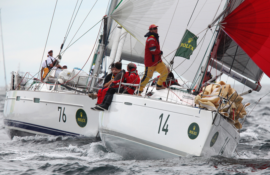 RSH_10_016 : Rolex Sydney Hobart 2010 : SAILING: Writing Illustration and Photography by Crosbie Lorimer