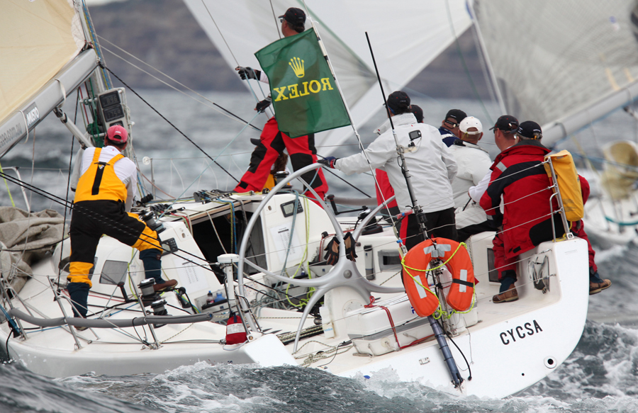 RSH_10_014 : Rolex Sydney Hobart 2010 : SAILING: Writing Illustration and Photography by Crosbie Lorimer