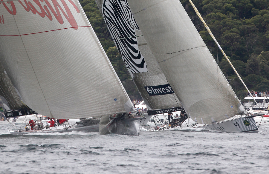 RSH_10_002 : Rolex Sydney Hobart 2010 : SAILING: Writing Illustration and Photography by Crosbie Lorimer