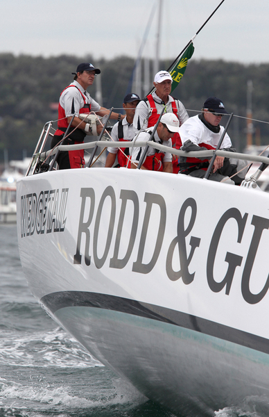 RSH_10_004 : Rolex Sydney Hobart 2010 : SAILING: Writing Illustration and Photography by Crosbie Lorimer