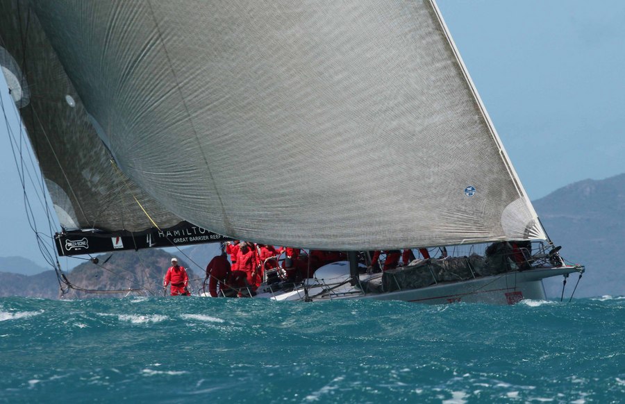 AH-32 : Audi Hamilton Island RW 2011 : SAILING: Writing Illustration and Photography by Crosbie Lorimer