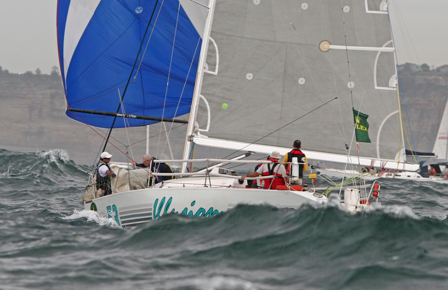 RSH11_06 : Rolex Sydney Hobart 2011 : SAILING: Writing Illustration and Photography by Crosbie Lorimer