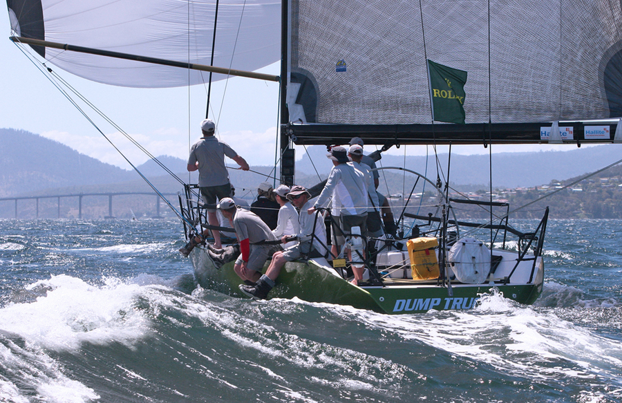 RSH11_12 : Rolex Sydney Hobart 2011 : SAILING: Writing Illustration and Photography by Crosbie Lorimer