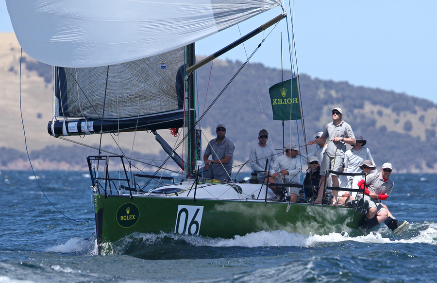 RSH11_11 : Rolex Sydney Hobart 2011 : SAILING: Writing Illustration and Photography by Crosbie Lorimer