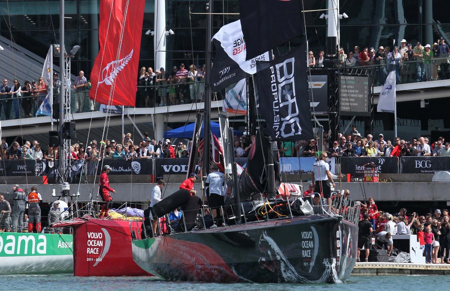 VO_08 : Volvo Ocean Race 2012 : SAILING: Writing Illustration and Photography by Crosbie Lorimer