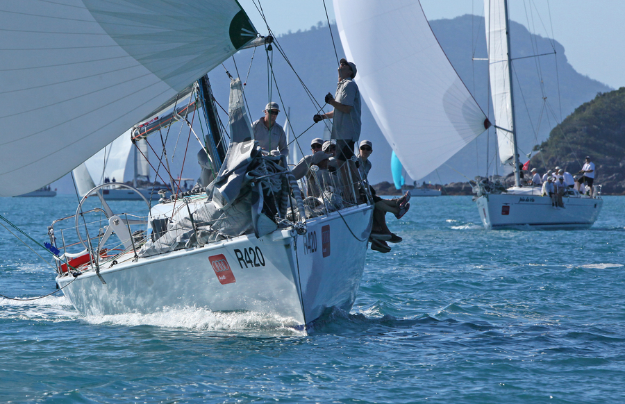 HI_13_17 : Audi Hamilton Island 2013 : SAILING: Writing Illustration and Photography by Crosbie Lorimer