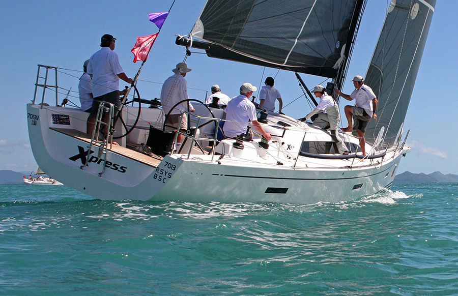 HI_13_12 : Audi Hamilton Island 2013 : SAILING: Writing Illustration and Photography by Crosbie Lorimer