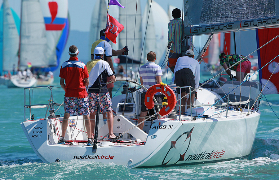 HI_13_05 : Audi Hamilton Island 2013 : SAILING: Writing Illustration and Photography by Crosbie Lorimer