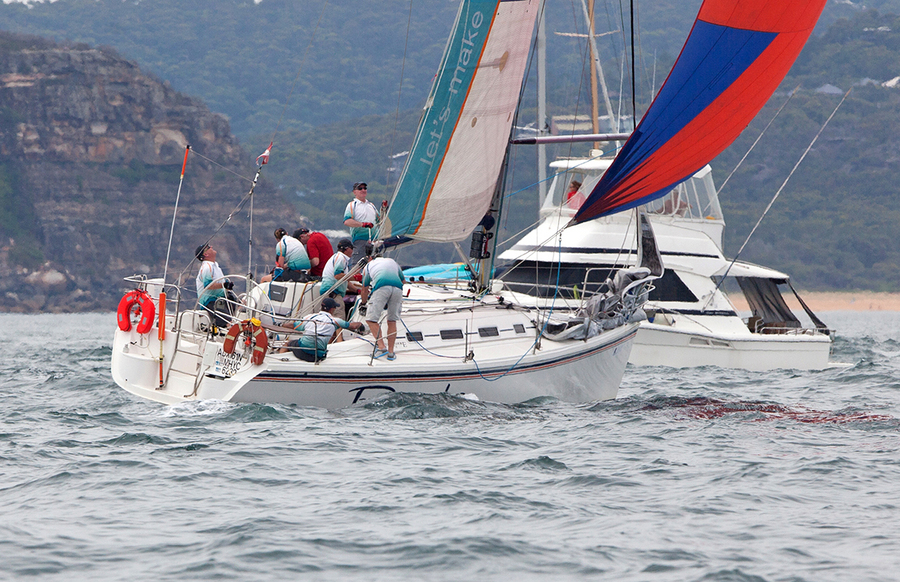 PC14_35 : Pittwater Coffs 2013 : SAILING: Writing Illustration and Photography by Crosbie Lorimer