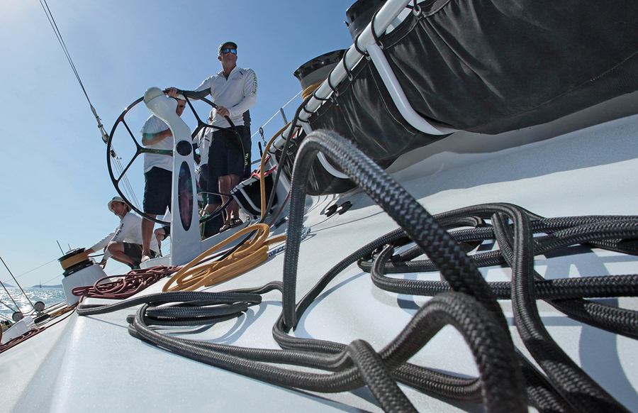 SM_035 : Supermaxis 2014 and Before : SAILING: Writing Illustration and Photography by Crosbie Lorimer