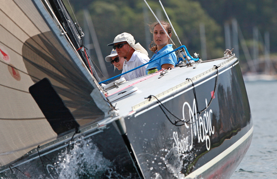 HH14_14 : HH Women's Challenge 2014 : SAILING: Writing Illustration and Photography by Crosbie Lorimer
