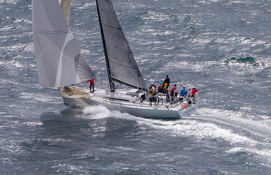 12.jpg : Cabbage Tree Race 2015 : SAILING: Writing Illustration and Photography by Crosbie Lorimer